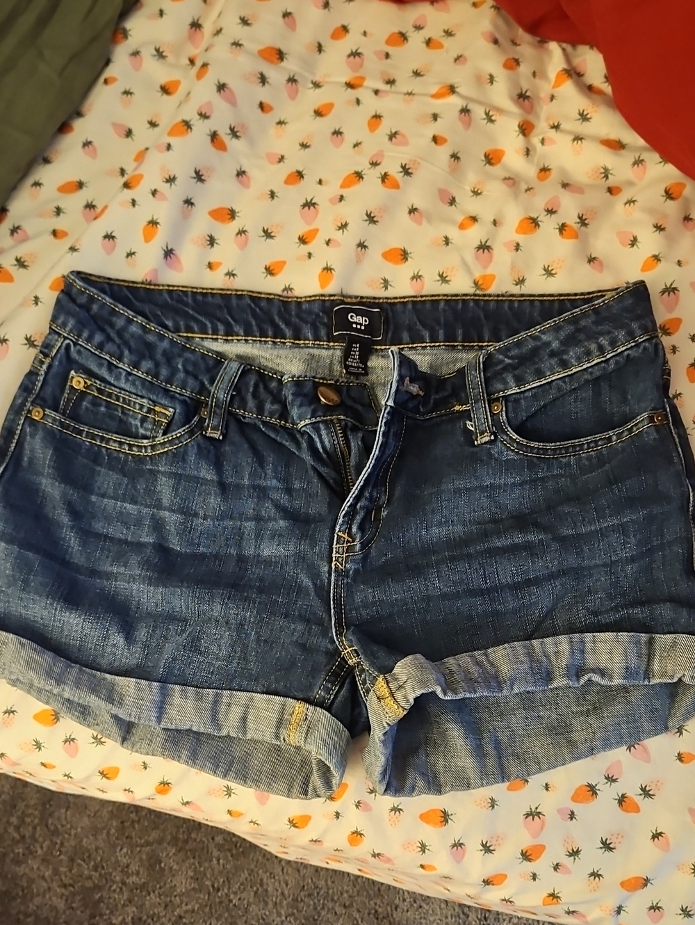 GAP Women's Medium Blue Rolled Cuff Denim Shorts